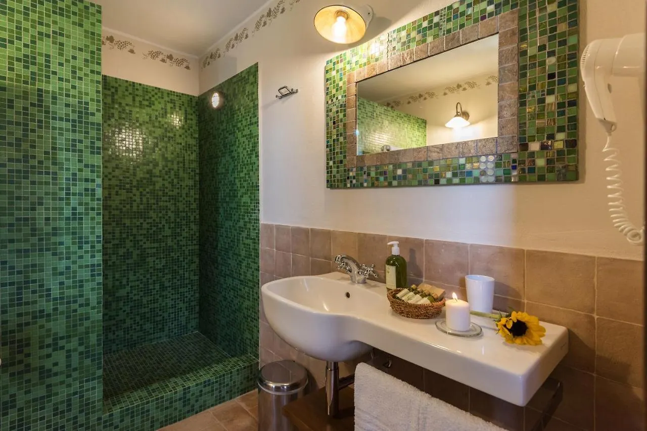 Podere Carceroni Poggi del Sasso Country house