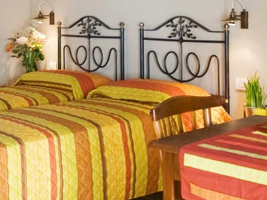 Podere Carceroni Poggi del Sasso Country house