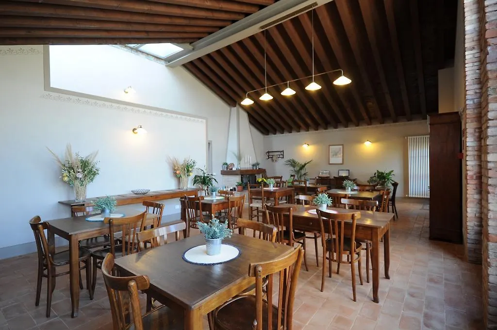 Country house Podere Carceroni Poggi del Sasso Italy