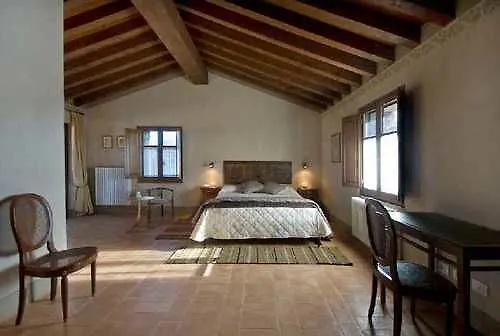 Podere Carceroni Poggi del Sasso 0*,